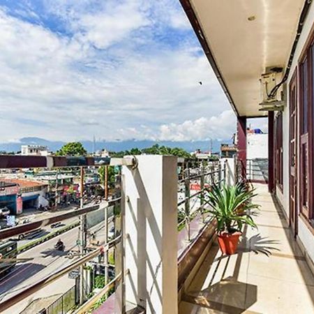 FabHotel Santoor Geeta Bhawan Square Indore Bagian luar foto